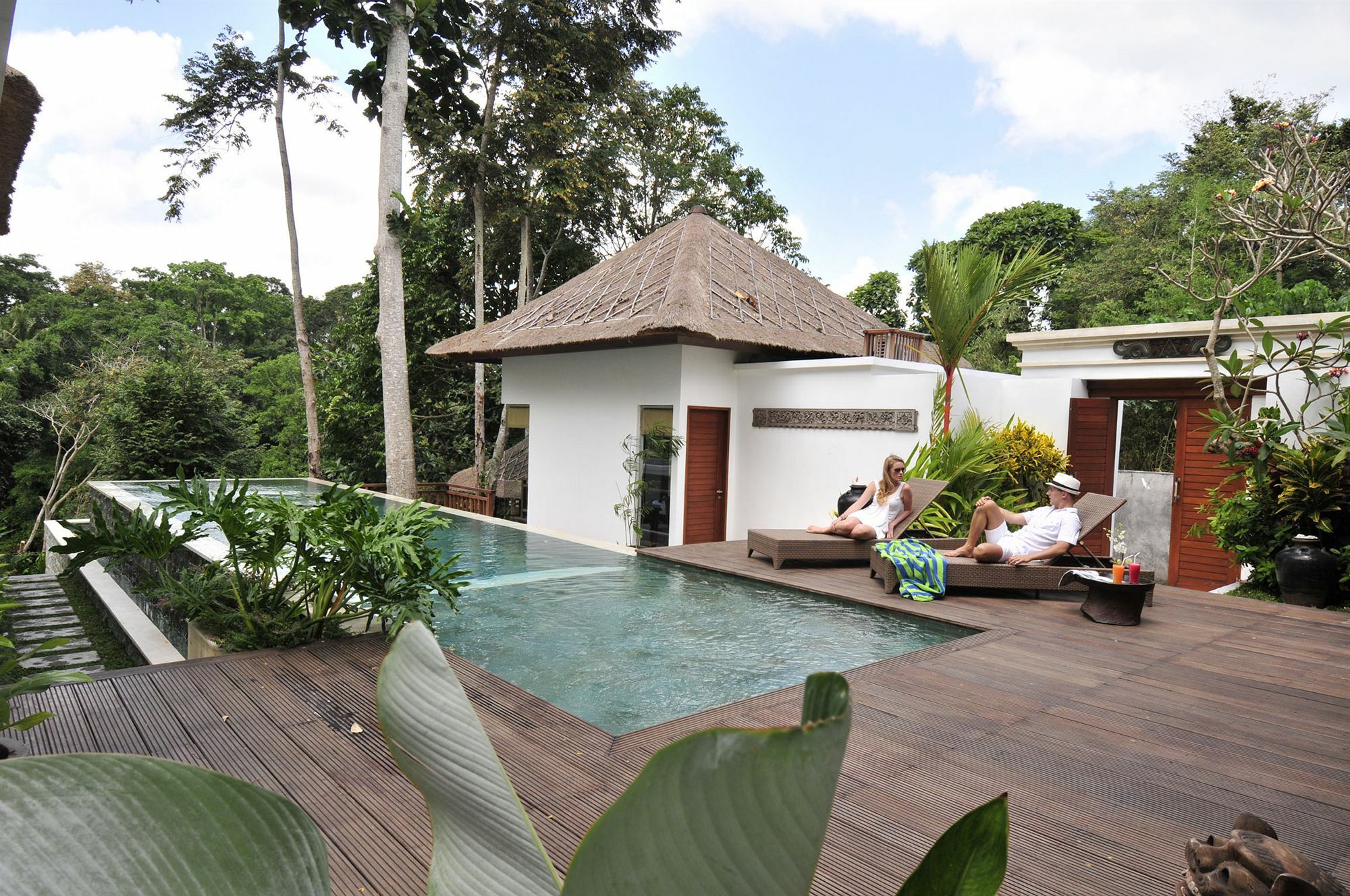 The Luku Villa Buwit Exterior foto